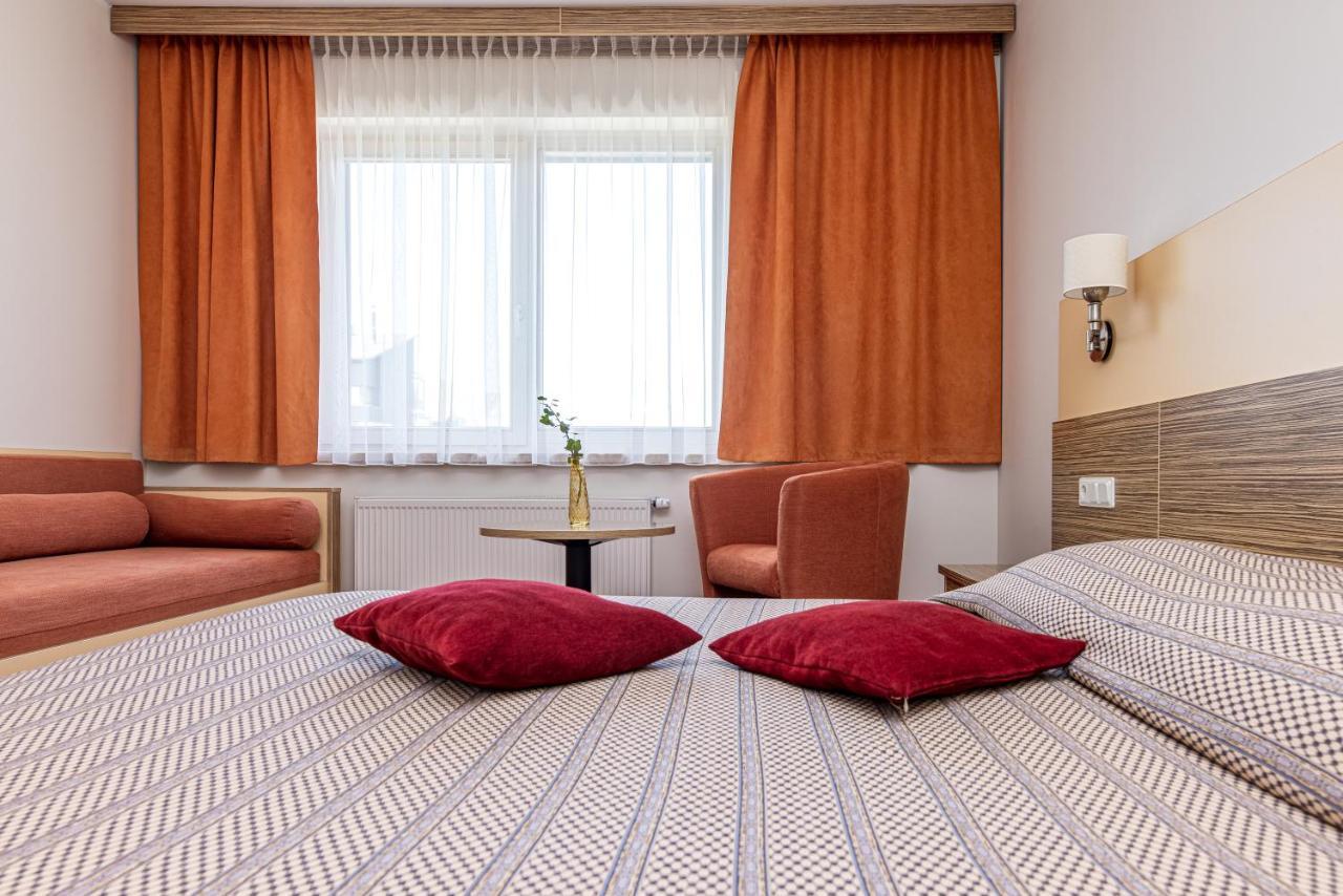 Hotel Info